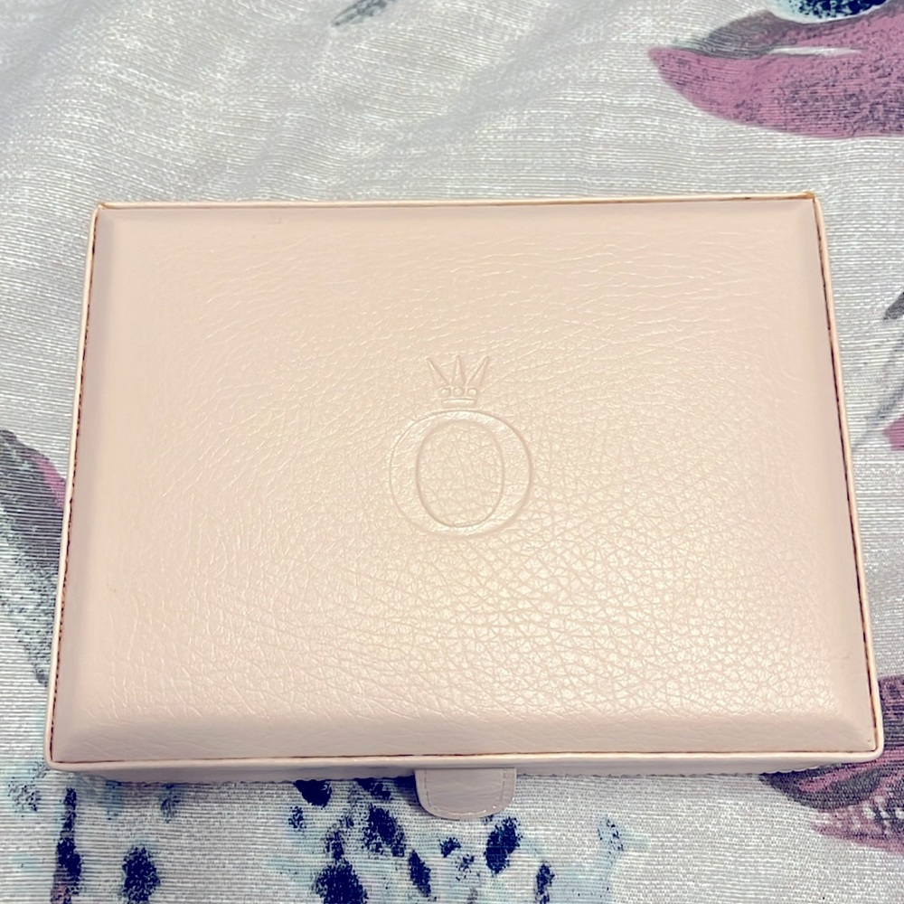 Pink leather pandora jewelry box